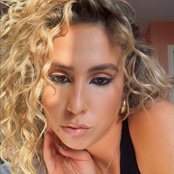 Meet your Posher, Shayne - Picture 1 of 1